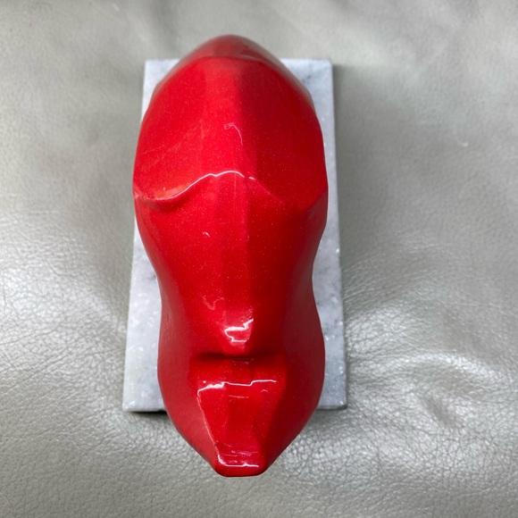 Red Rhino Sculpture on Marble top Made in India - Picture 6 of 8